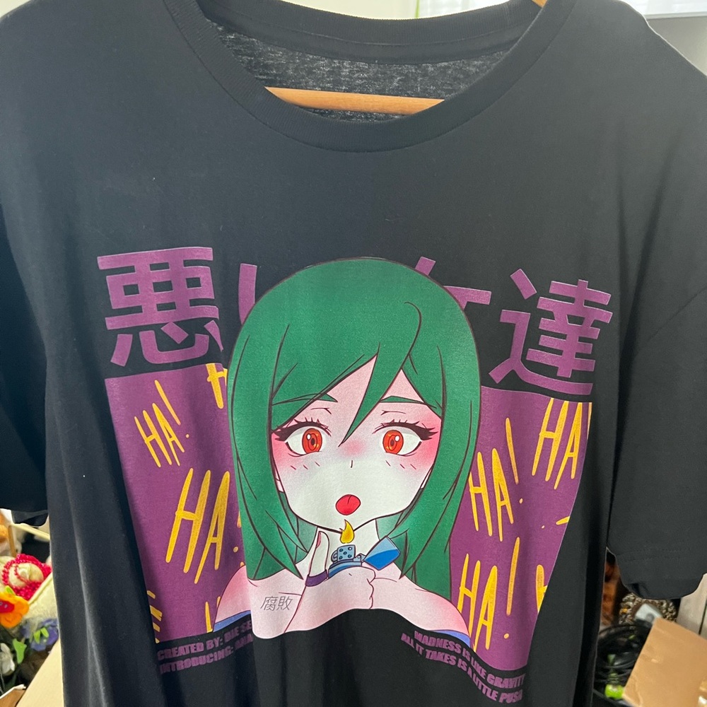 Die Sentai Joker Anime Girl Shirt Size Large